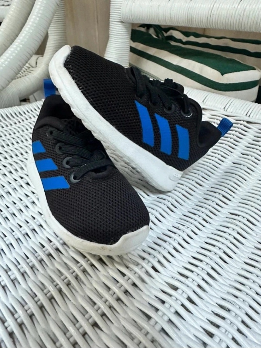 adidas Black and Blue Size 5 Toddler Sneakers